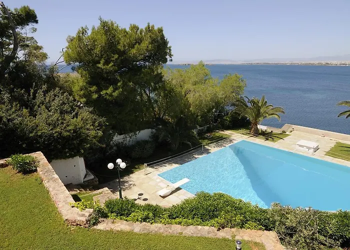 Kavouri Flat